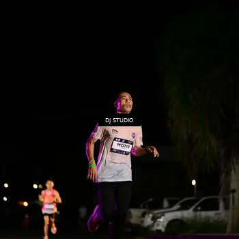 Runner Photo 7884295
