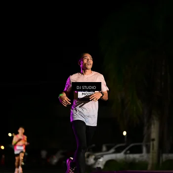 Runner Photo 7884311