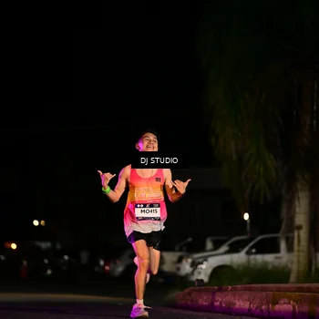 Runner Photo 7884318