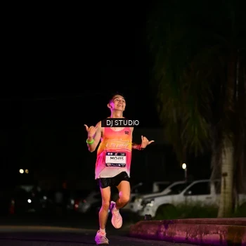 Runner Photo 7884327