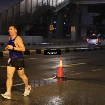 Runner Photo 7884355