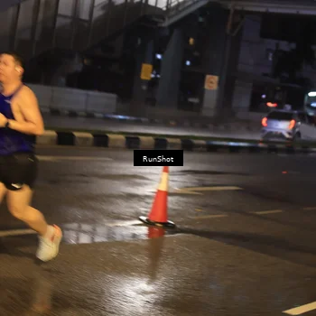 Runner Photo 7884356