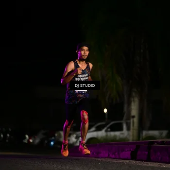 Runner Photo 7884359