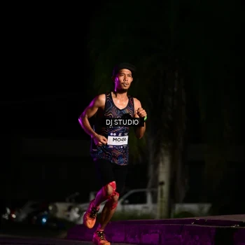 Runner Photo 7884368