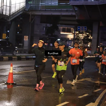 Runner Photo 7884370