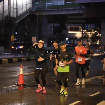 Runner Photo 7884372