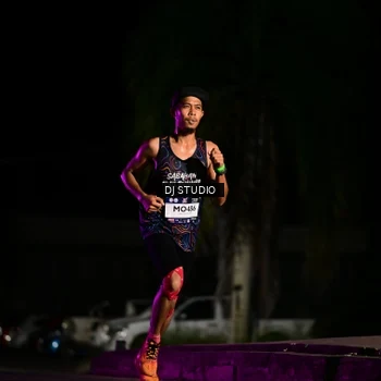 Runner Photo 7884377