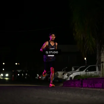 Runner Photo 7884383