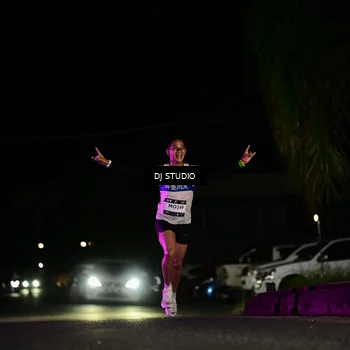 Runner Photo 7884390