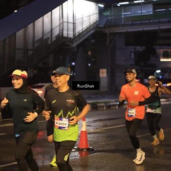 Runner Photo 7884407
