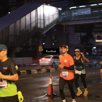Runner Photo 7884416