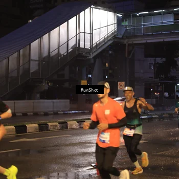 Runner Photo 7884425