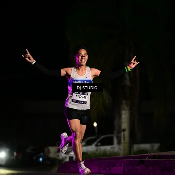Runner Photo 7884430