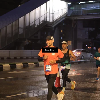Runner Photo 7884433