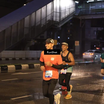 Runner Photo 7884437