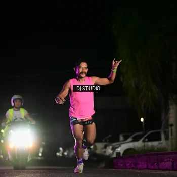 Runner Photo 7884449