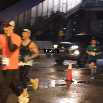 Runner Photo 7884451