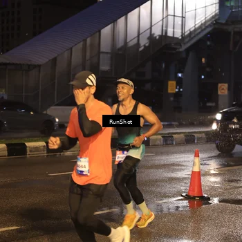 Runner Photo 7884457