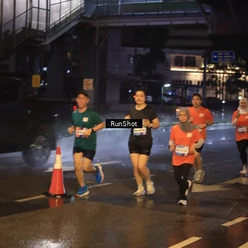 Runner Photo 7884470