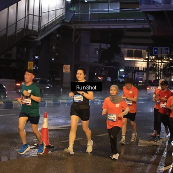 Runner Photo 7884479
