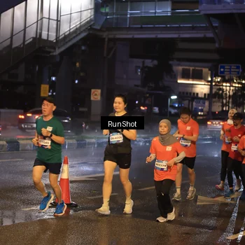 Runner Photo 7884480