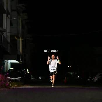 Runner Photo 7884494