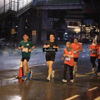 Runner Photo 7884497