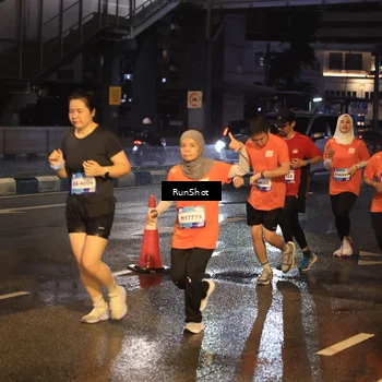 Runner Photo 7884511