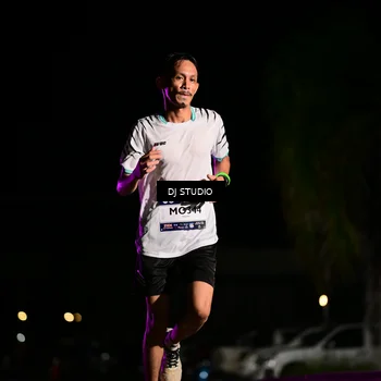 Runner Photo 7884512
