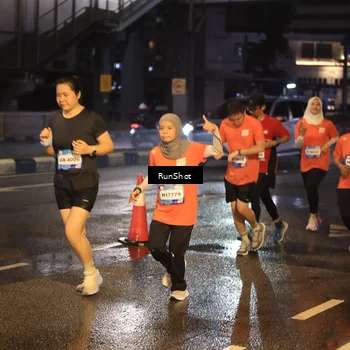 Runner Photo 7884515