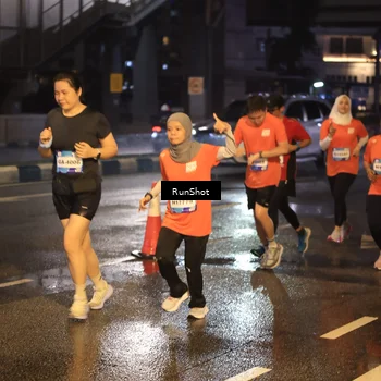 Runner Photo 7884516