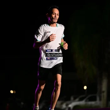 Runner Photo 7884518
