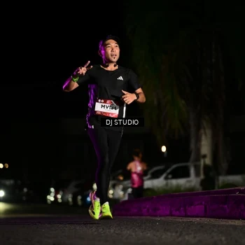 Runner Photo 7884535