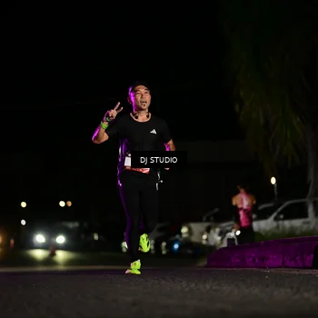 Runner Photo 7884541