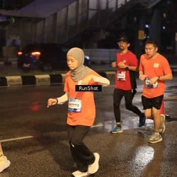 Runner Photo 7884543