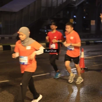 Runner Photo 7884546