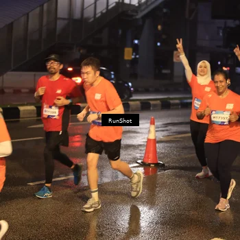 Runner Photo 7884550