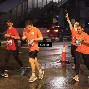 Runner Photo 7884562