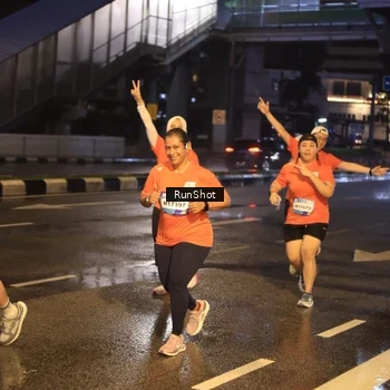 Runner Photo 7884572