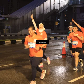 Runner Photo 7884599