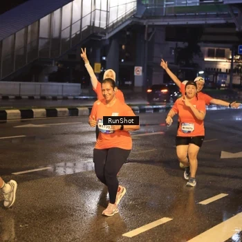 Runner Photo 7884600