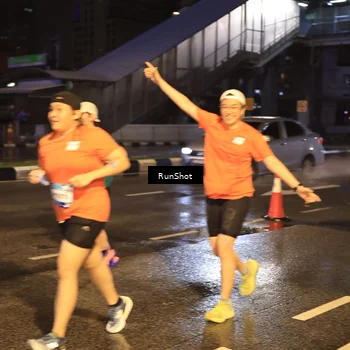 Runner Photo 7884633