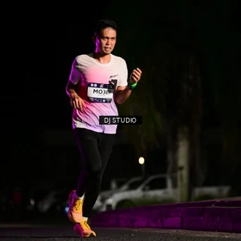 Runner Photo 7884652