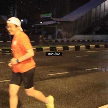 Runner Photo 7884665