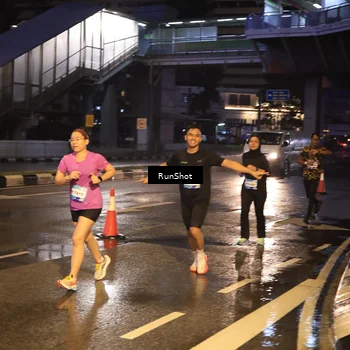 Runner Photo 7884682