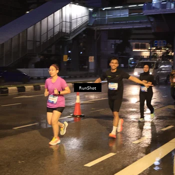 Runner Photo 7884684