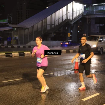 Runner Photo 7884697