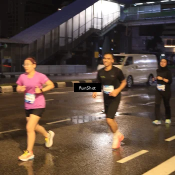 Runner Photo 7884702