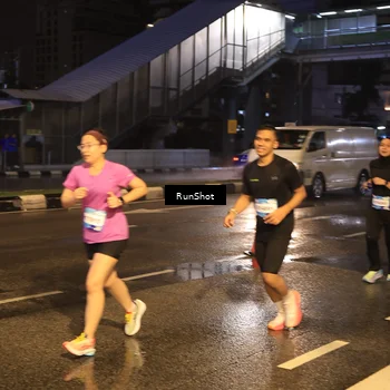 Runner Photo 7884713