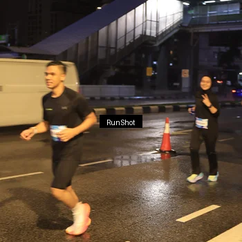 Runner Photo 7884722
